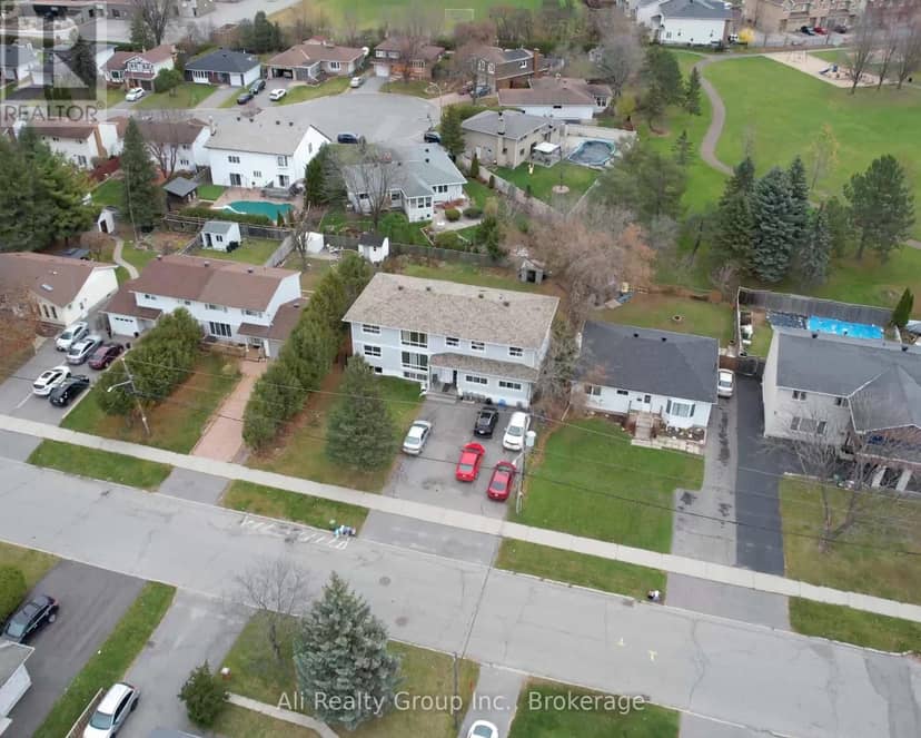 1549 Maxime Street — photo 3 of 18