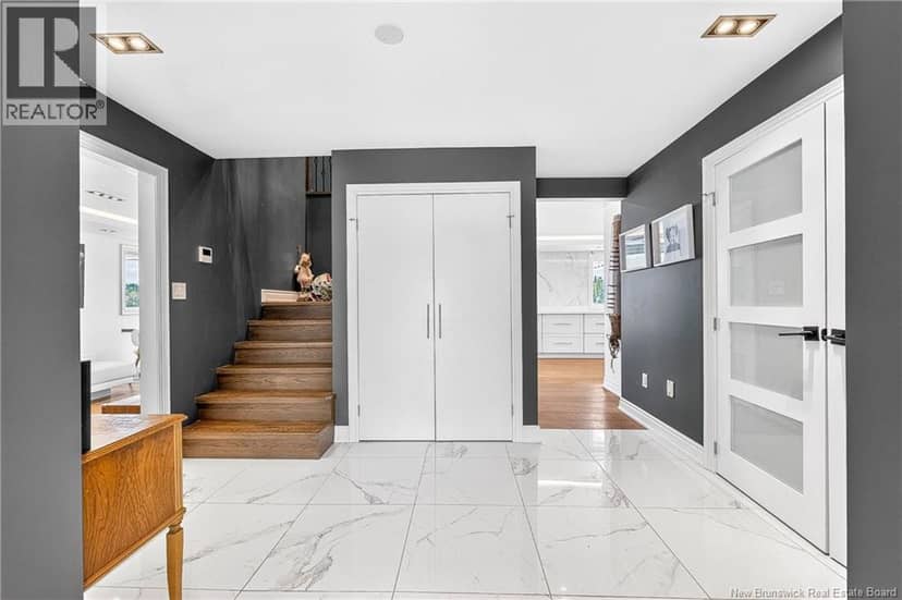 60 Meadowbrook Lane — photo 10 of 40