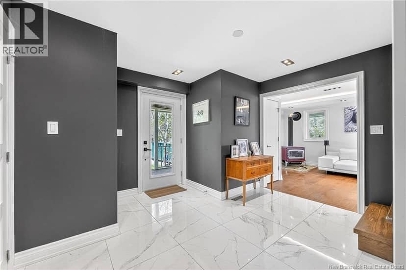 60 Meadowbrook Lane — photo 12 of 40