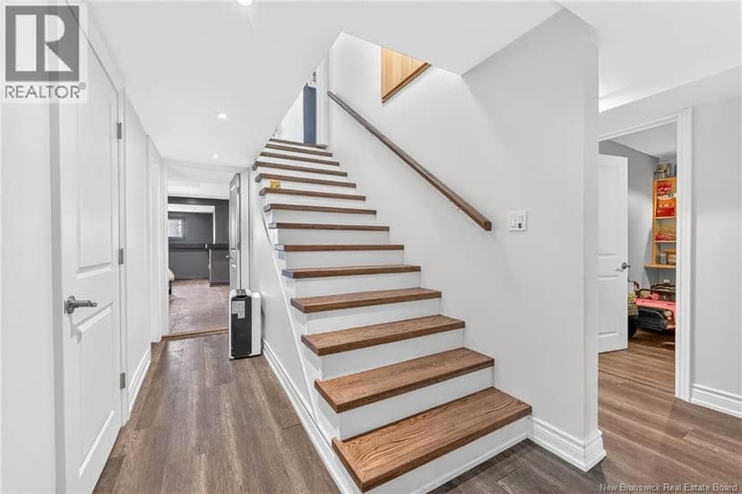 60 Meadowbrook Lane — photo 38 of 40