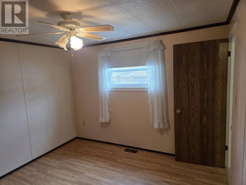11 Manor Drive — photo 10 of 16