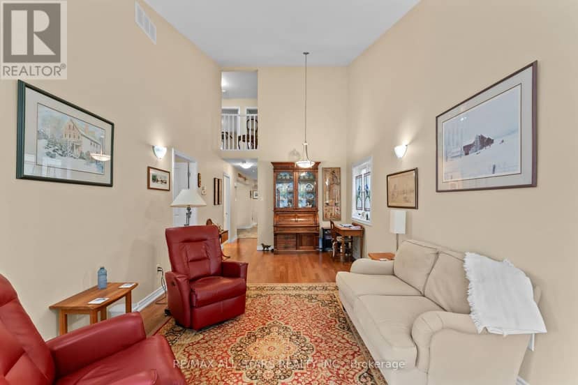 22 Deane Street — photo 11 of 35