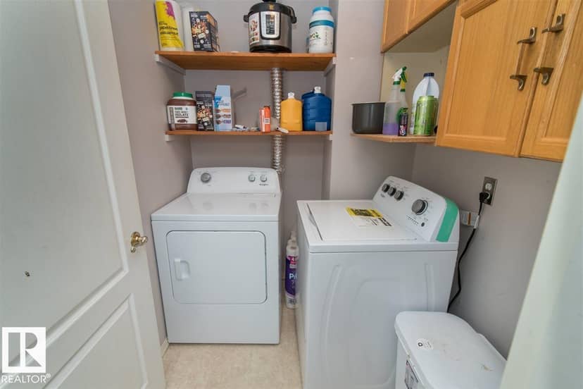 #211 9640 105 ST NW, Edmonton, photo 6