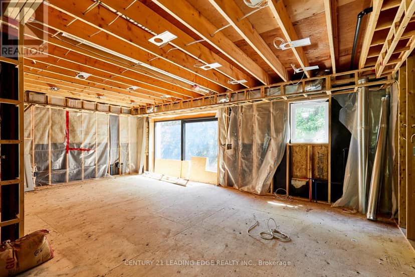 213 Phyllis Avenue — photo 27 of 40