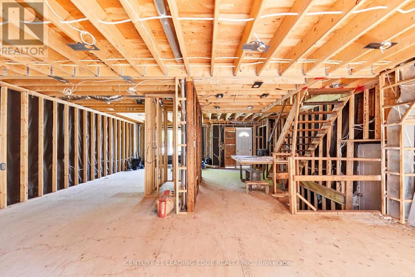 213 Phyllis Avenue — photo 28 of 40