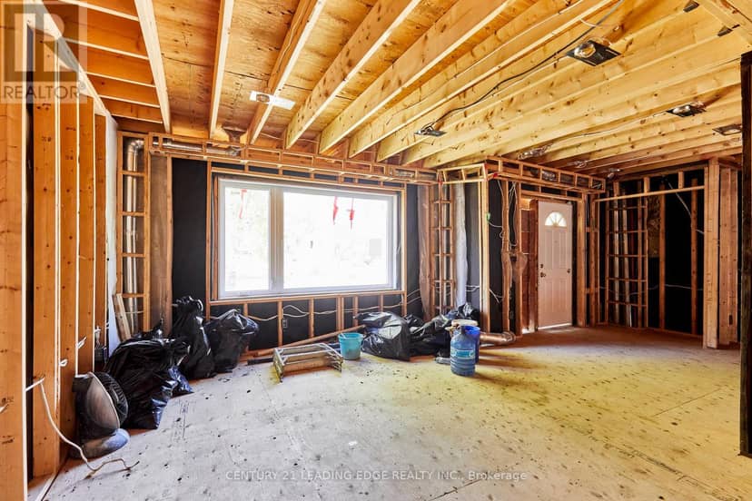 213 Phyllis Avenue — photo 26 of 40
