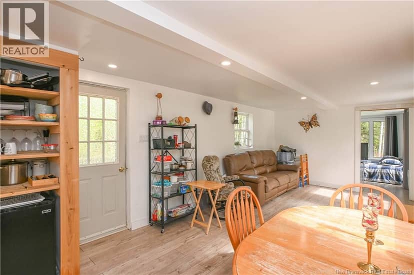 95 Acadie Street — photo 11 of 23