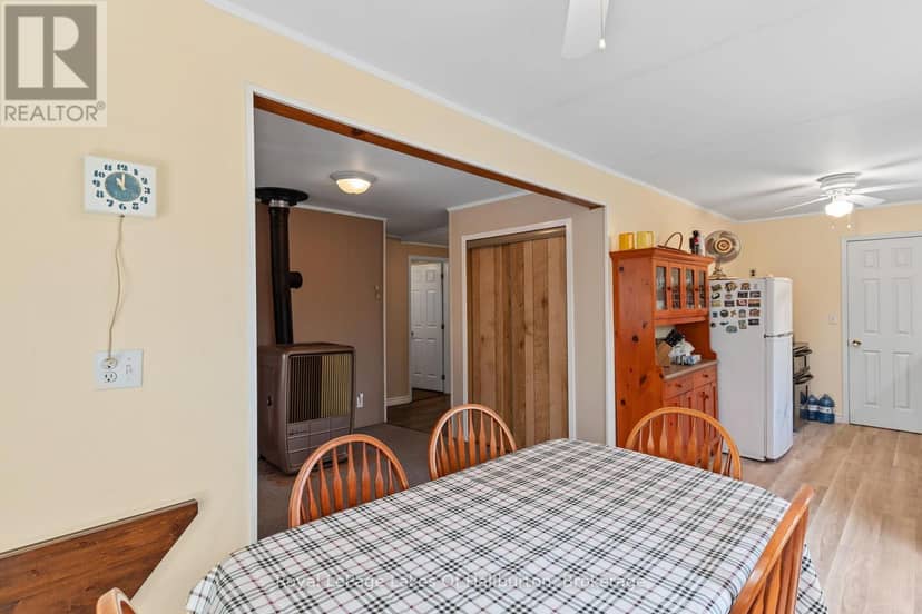 1099 Yellow Rock Drive — photo 9 of 37