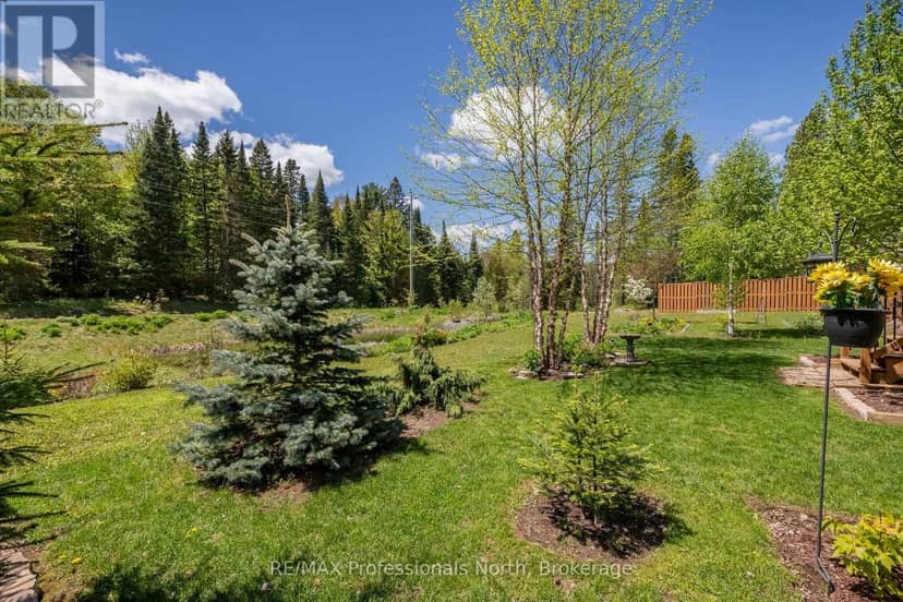 36 Spalding Crescent — photo 18 of 40