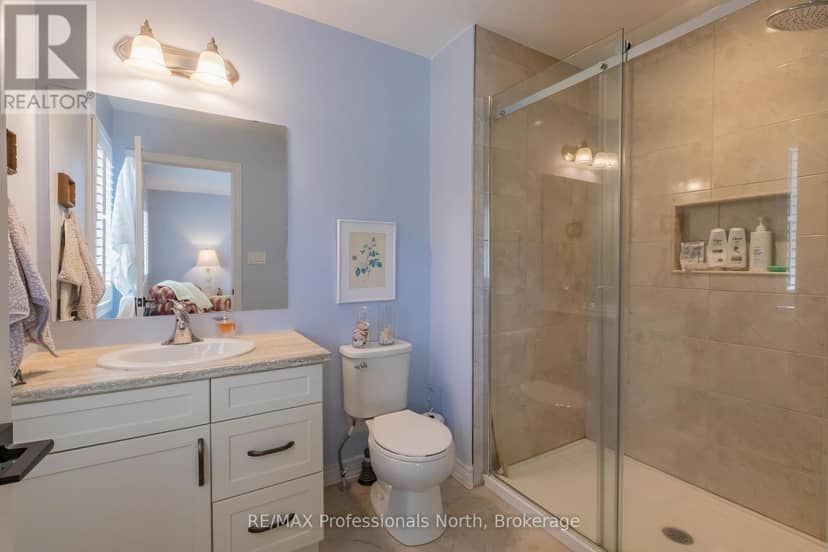 36 Spalding Crescent — photo 38 of 40