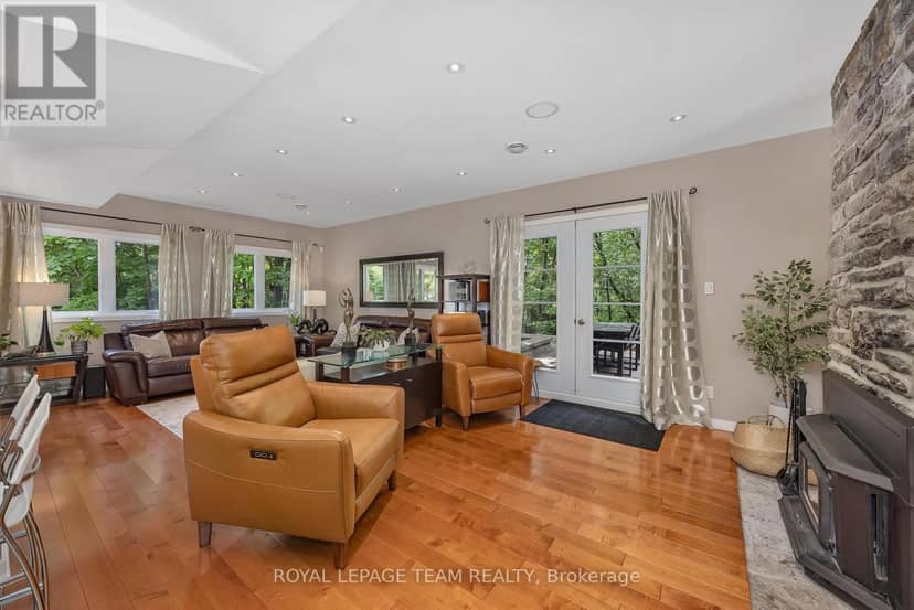 2 Fairhaven Way — photo 8 of 40