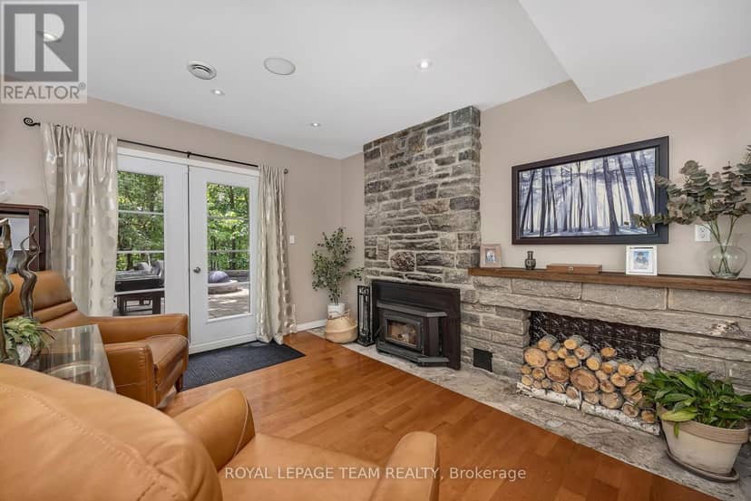 2 Fairhaven Way — photo 9 of 40