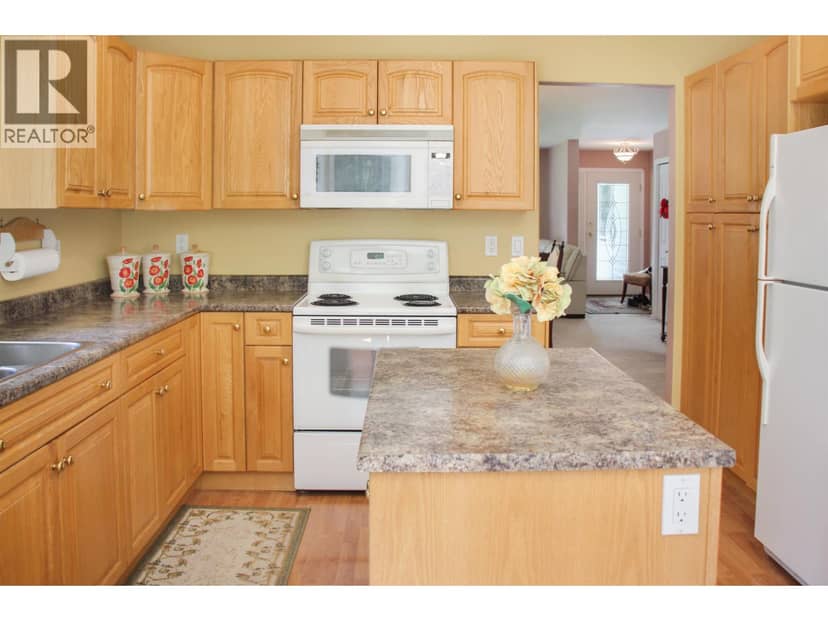 4775 MONEEYAW ROAD, 108 Mile Ranch, photo 5