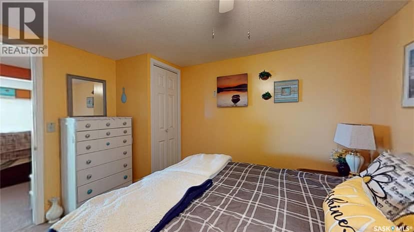 211 Osment AVENUE — photo 18 of 40