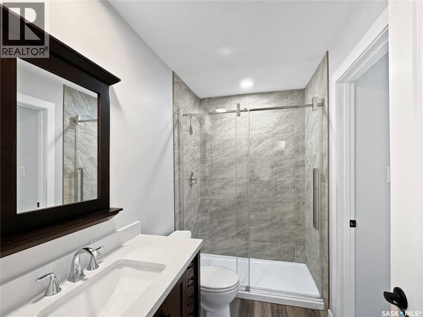 720 Railway STREET — photo 15 of 28
