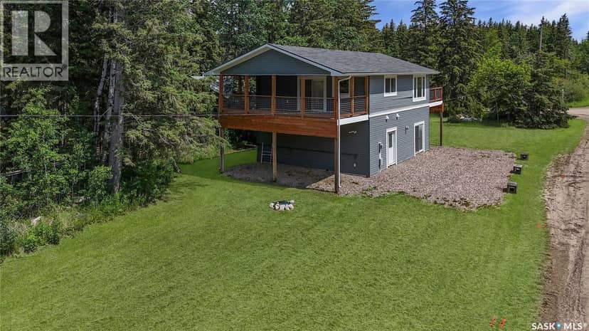 720 Railway STREET — photo 2 of 28