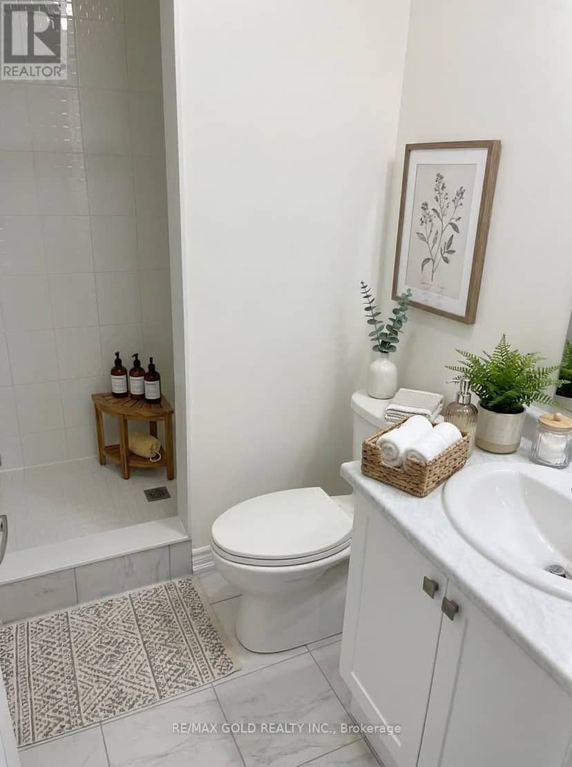 90 Grassbourne Avenue — photo 12 of 21