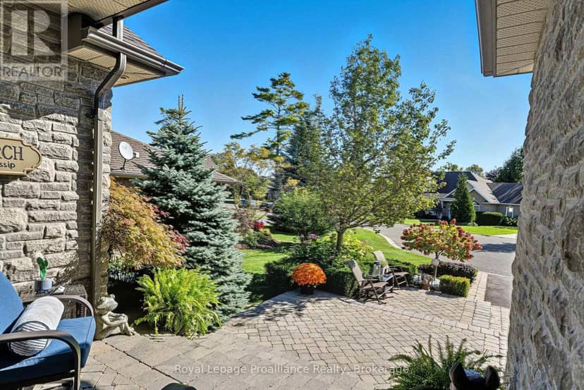 6 Birch Court — photo 3 of 40