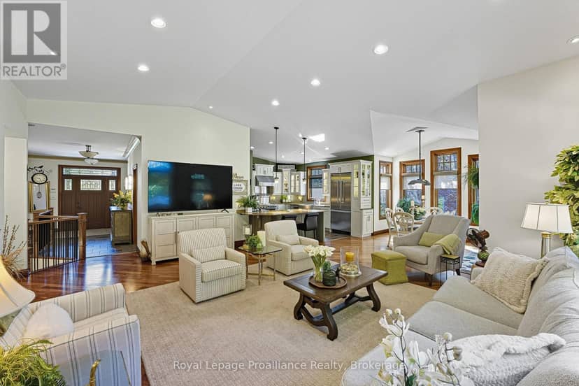 6 Birch Court — photo 9 of 40