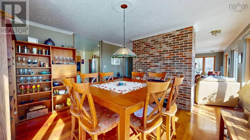 8 Foleaze Park Drive — photo 13 of 39