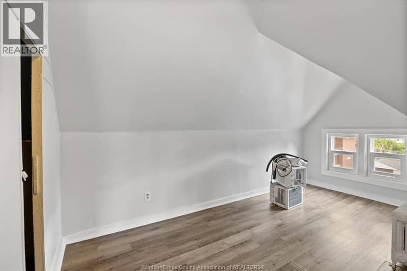374 Campbell — photo 3 of 16