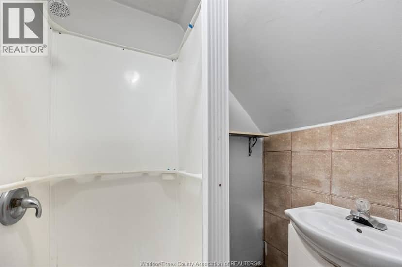 374 Campbell — photo 14 of 16
