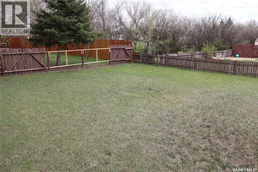 225 Westview DRIVE N, Coronach, photo 2