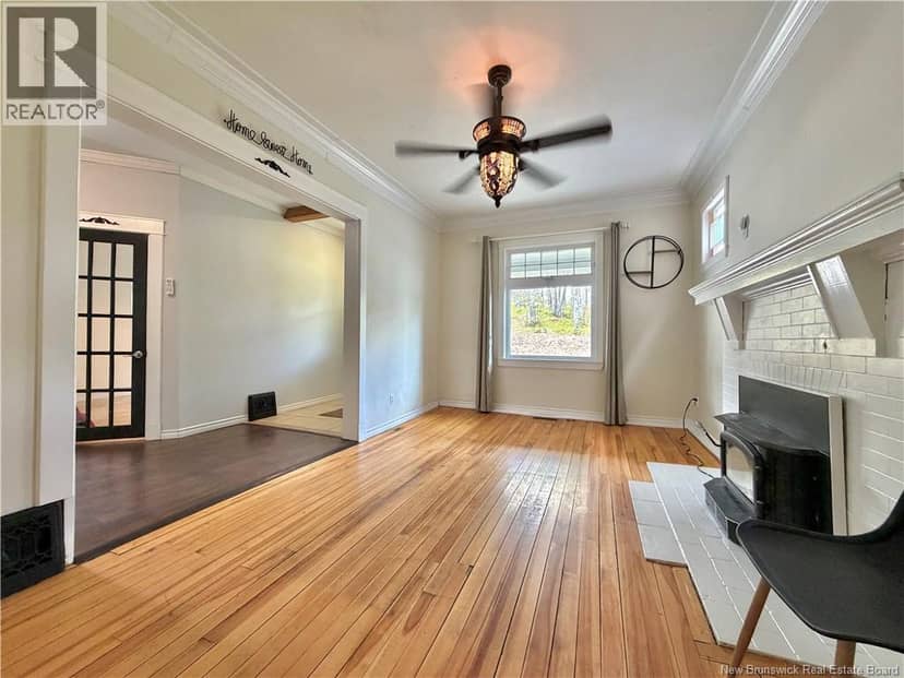 315 St John Street — photo 10 of 37