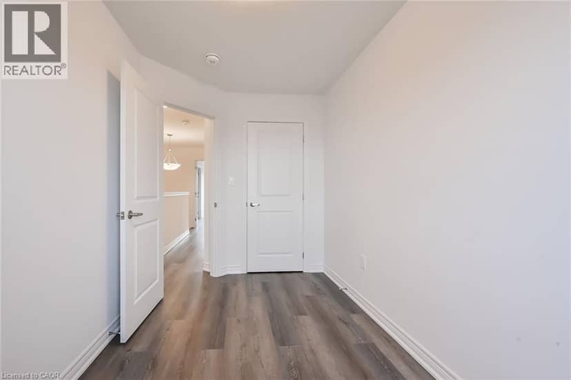 120 COURT Drive Unit# 35 — photo 37 of 40