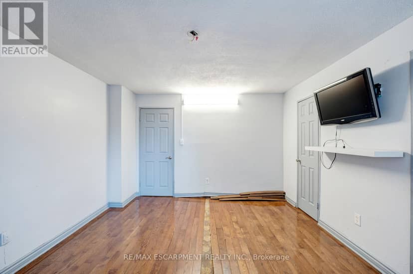 206 - 10 Edgecliff Golfway — photo 20 of 33