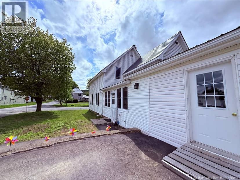 128 Houlton Street, Woodstock, photo 3