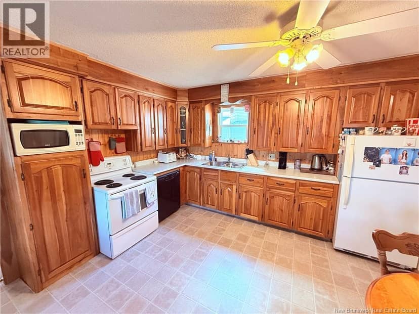 128 Houlton Street, Woodstock, photo 4
