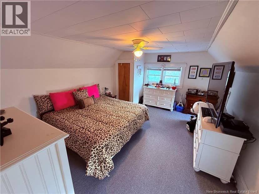 128 Houlton Street — photo 15 of 20