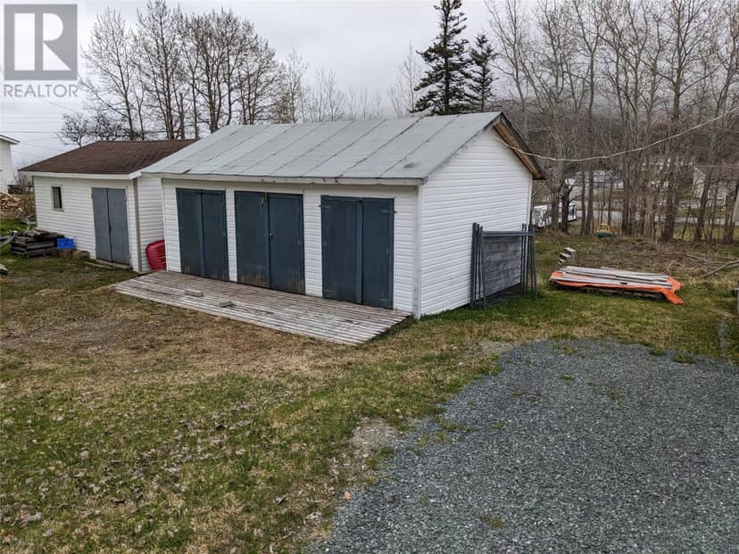 12 Forest Road — photo 40 of 40