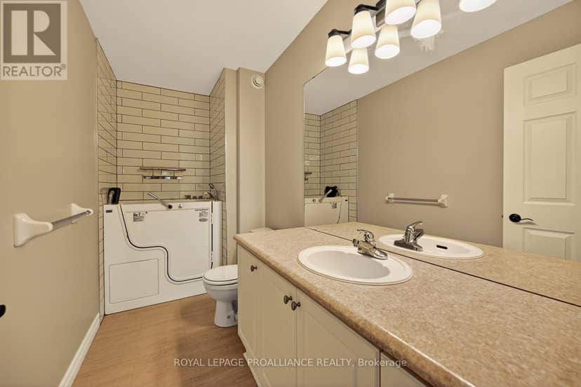 157 Steacy Gardens E — photo 21 of 28