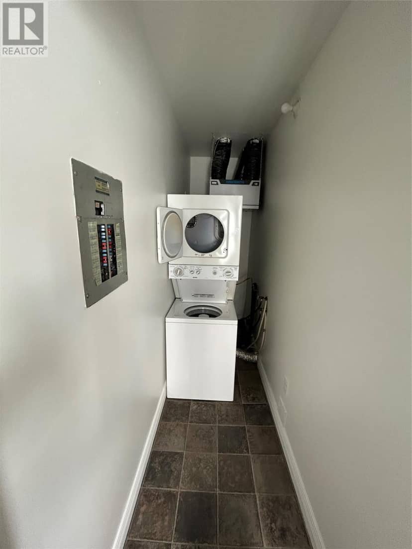 57 Blackler Avenue — photo 4 of 16