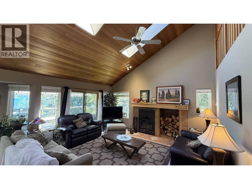 8187 COTTONWOOD BAY ROAD, Bridge Lake, photo 5