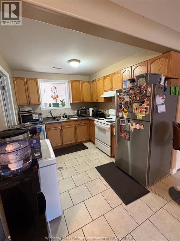 2290 Daytona Avenue — photo 6 of 16