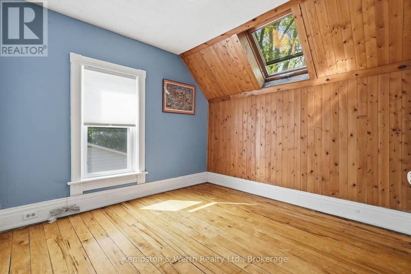 545 Main Street E — photo 31 of 40