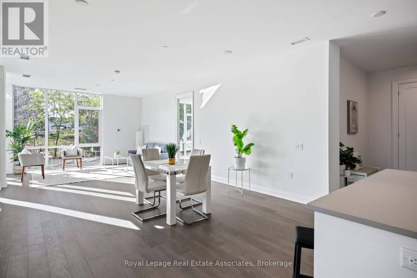 209 - 42 Mill Street — photo 7 of 40