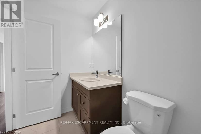 35 - 120 Court Drive — photo 26 of 40