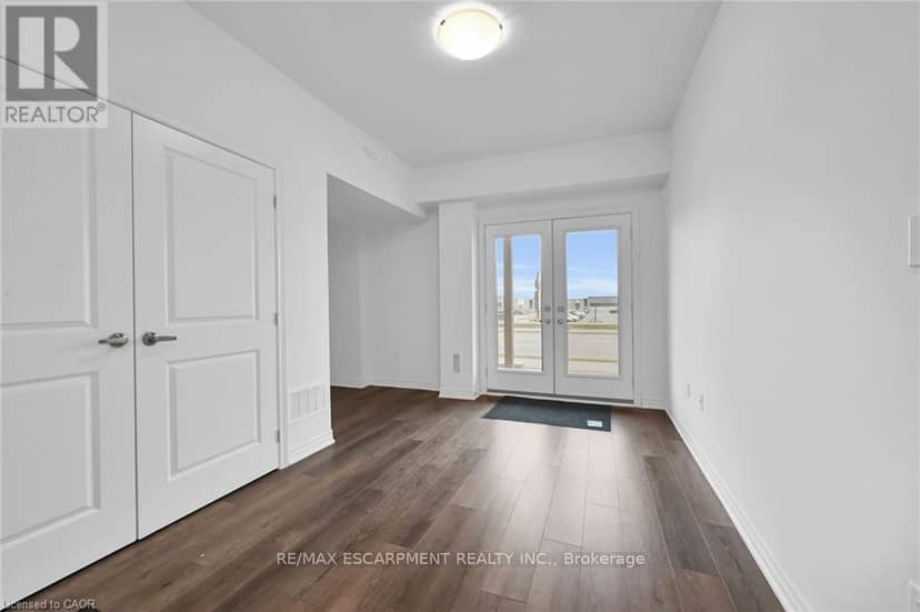 35 - 120 Court Drive — photo 31 of 40