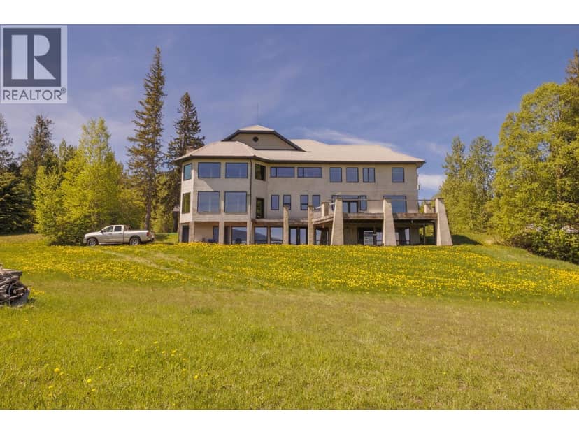 8985 CRESCENT SPUR ROAD, McBride