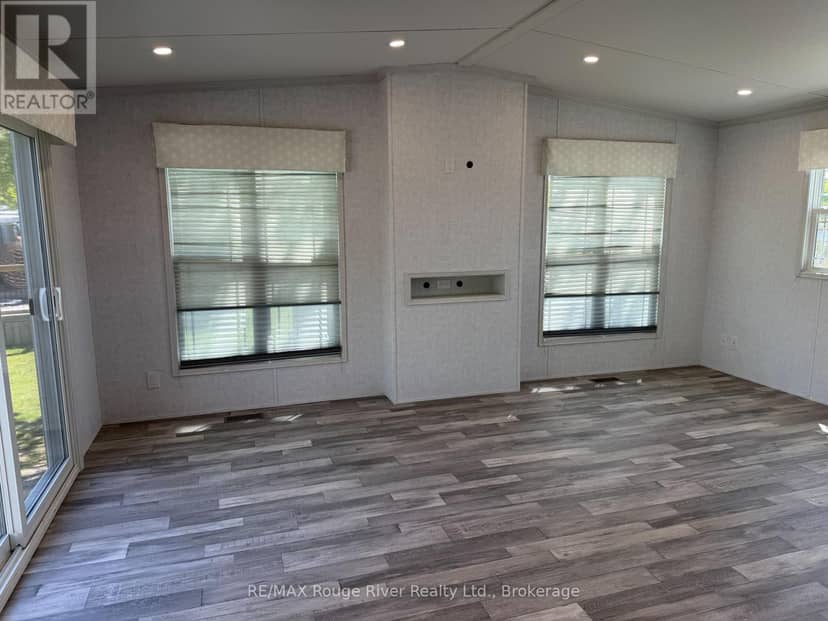 L05 - 160 Terrace Road — photo 8 of 21