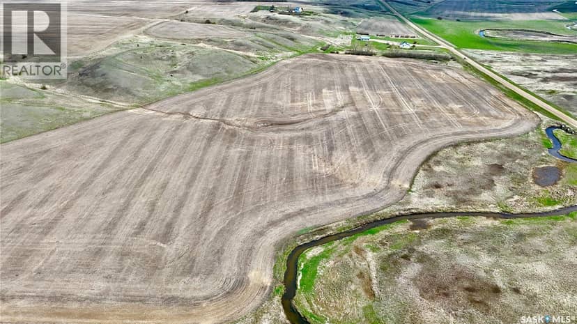 East Craik Acreage — photo 13 of 40