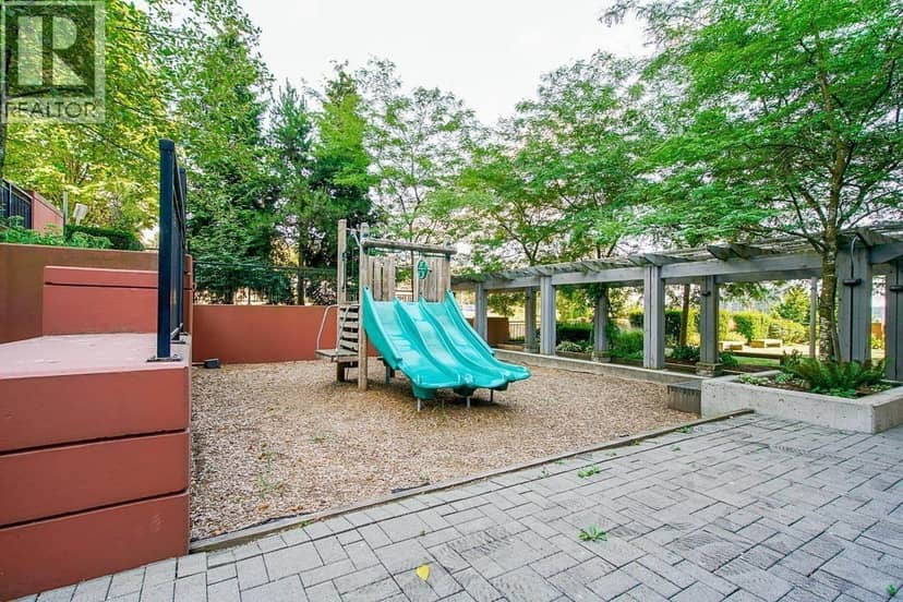 606 814 ROYAL AVENUE, New Westminster, photo 3