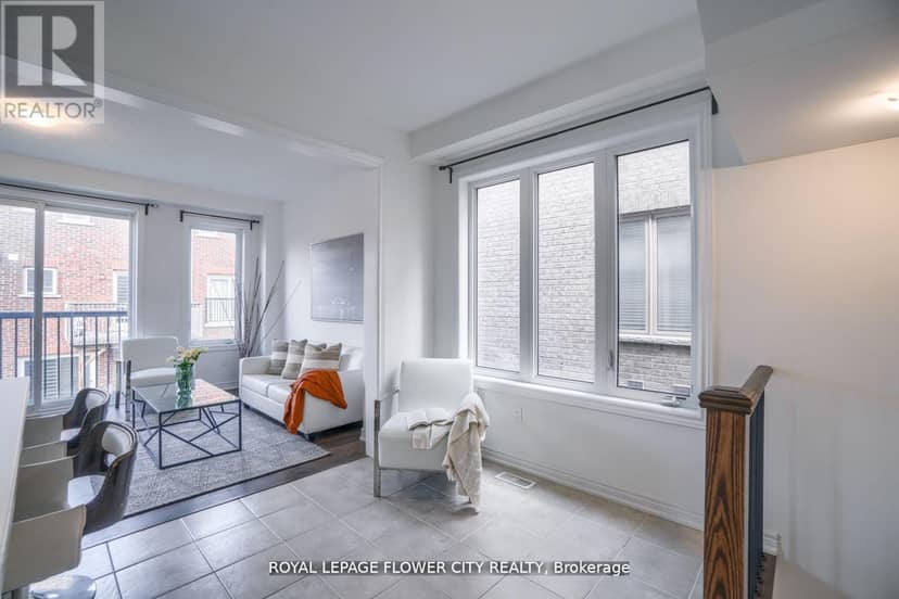14 Faye Street — photo 14 of 39