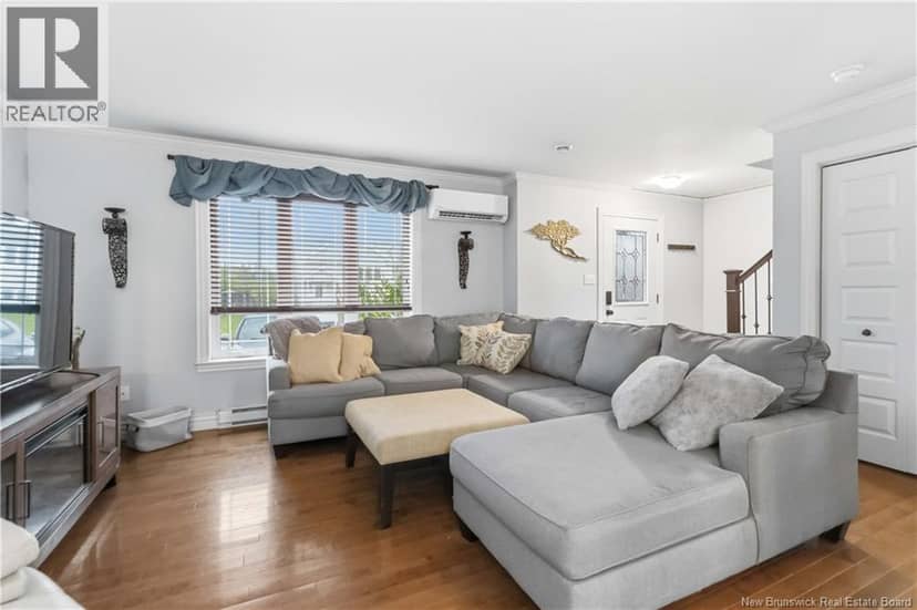 43 Nugent Street — photo 7 of 39
