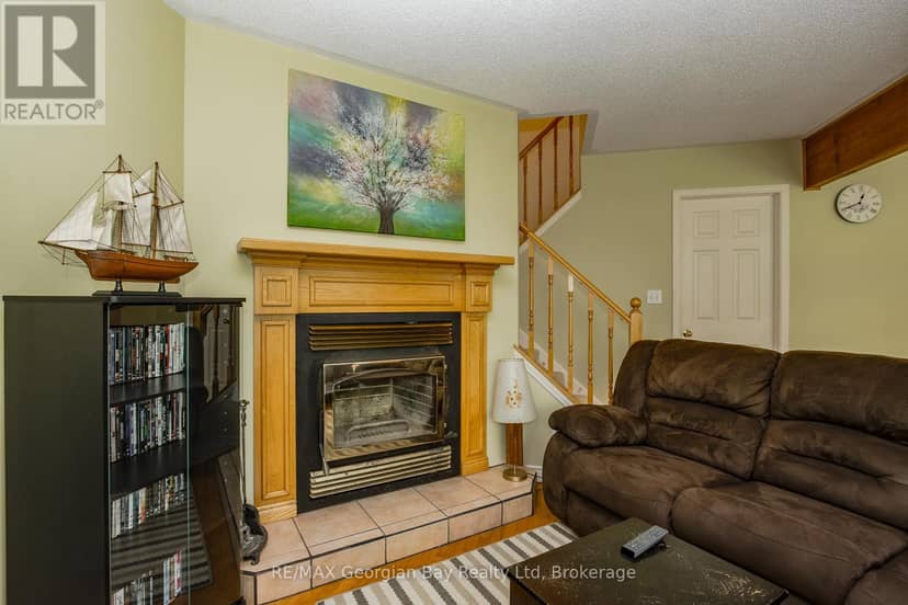 2 Ridout Court — photo 4 of 28