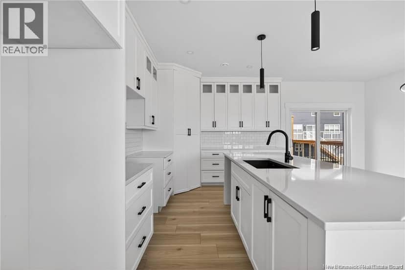 28 Lunney Street — photo 8 of 36